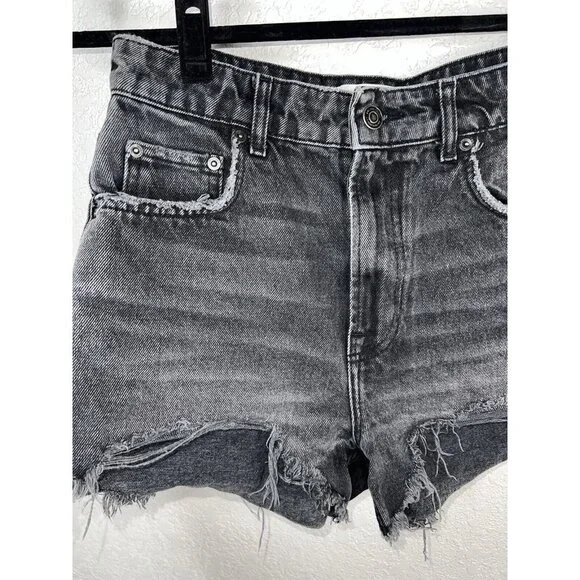 Zara Black High Rise Distressed Denim Jean Shorts 100% Cotton Faded Size 4 (m) - Picture 3 of 5